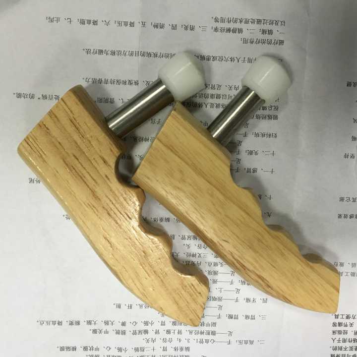 Magnetic wooden massager